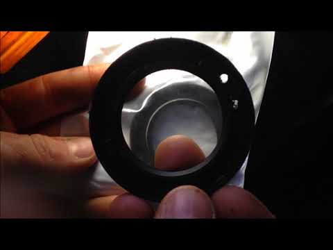 Видео: Как установить и заменить сальник коленвала двигателя Kohler V-Twin с вертикальным валом мощность...