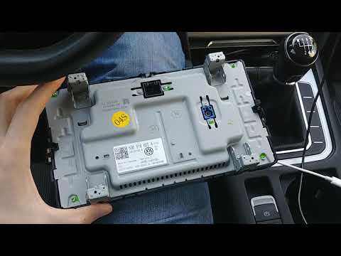 Видео: Display MIB2 6.5" to 8" retrofit (part 1). Замена дисплея Passat B8 с 6.5" на 8"