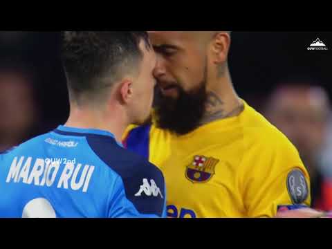 Видео: ЖУТКИЕ ДРАКИ В ФУТБОЛЕ 2020 - ДЕ ЛИГТ, РОНАЛДУ, МЕССИ