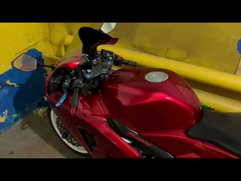 Видео: Установка грузиков на руль | Грузики на руль | Honda CBR600RR | Бюджетные грузики