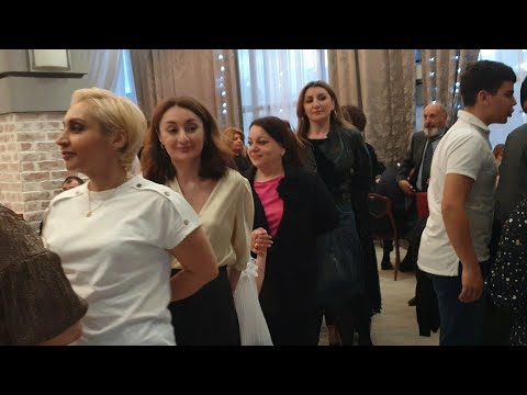 Видео: Ассирийцы 🔵⚪🔴 Духрана д Мар Гиваргис 🎊🙌Assyrians🔵⚪🔴Dukhrana d Mar Givargis in Moscow.🎊🙌 07.05.2025