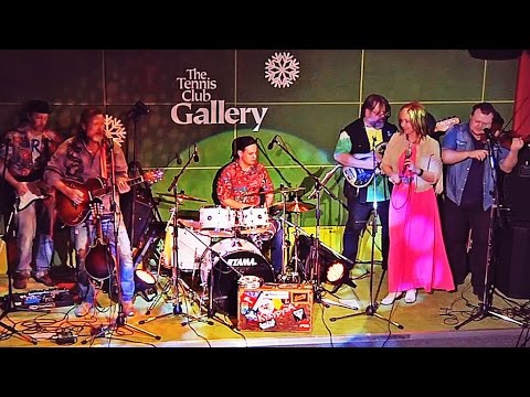 Видео: Кукуруза.  Концерт в ТК "Галерея"