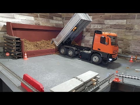 Видео: Грузовик Mercedes-Benz Arocs 3348 6x4 .. Начало новых работ