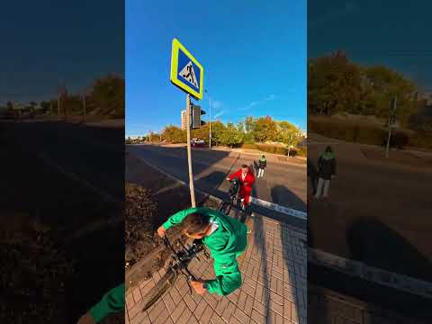 Видео: Тёма Качеля на велосипеде 