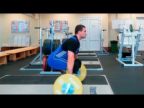 Видео: Становая тяга со штангой классическая: техника выполнения