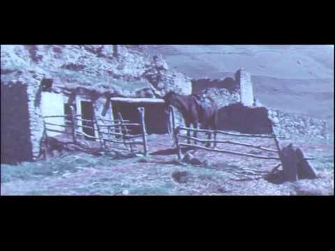 Видео: Идущие над облаками (фрагмент), 1965 г.