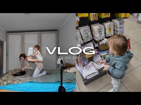 Видео: FAMILY VLOG | 26.08.2025 | Уборка с двухлеткой 🧺 | Поиск декора к моему ДР 🎈