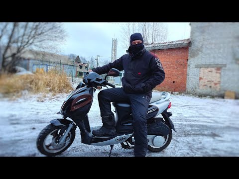 Видео: ЗИМОЙ КУПИЛ МОПЕД ДЛЯ ДОСТАВКИ | В снег на скутере | СПБ