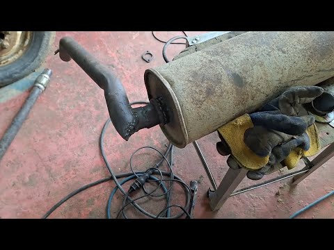 Видео: Сварка выхлопной системы на Газель 2705. Установка глушителя. Часть 13.