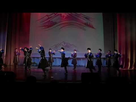 Видео: Танец терских казаков