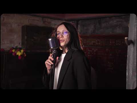 Видео: В саду гуляла Hanusia & Zadora