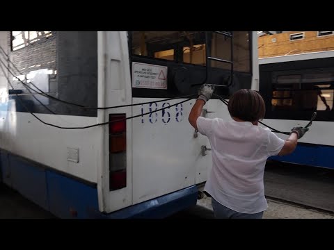 Видео: 120 электробусов ждут в столице. Где найти водителей? / 14.09.21 / НТС