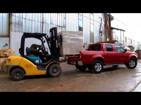 Видео: Nissan NP300: коммерческий транспорт для личных нужд