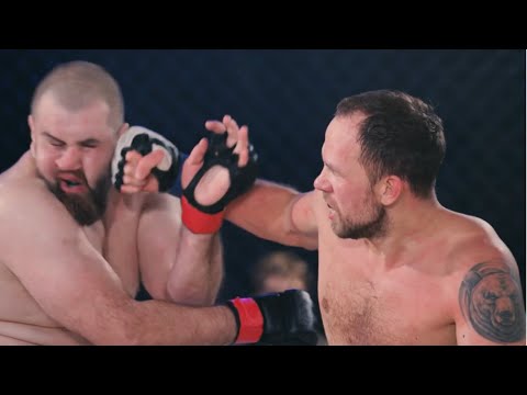 Видео: Обзор боя: Какой-то парень - Колобок