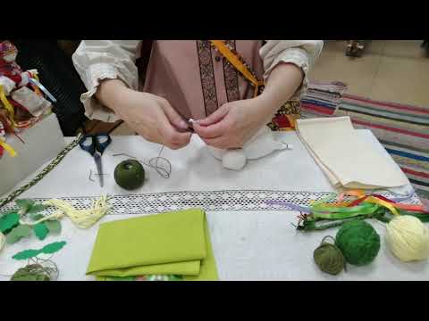 Видео: Мастер-класс по изготовлению куклы-закрутки «Троица» Руководитель кружка  Гладких Лариса Николаевна