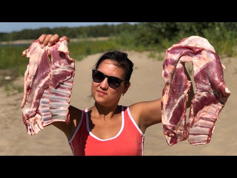 Видео: Шашлык больше не нужен! Сладкие рёбра барана в казане с луком!Мясо барана в казане!!!