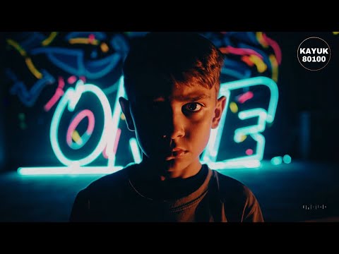 Видео: KAYUK — Діряві кеди (Офіційний кліп) | prod. KR3NK