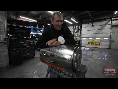 Видео: Как отшлифовать и отполировать нержавеющую сталь до зеркального блеска.