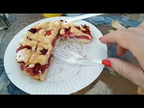 Видео: 25.06.2022. Східниця. День 8. Що продають на ринку. Кафе"Паляниця"