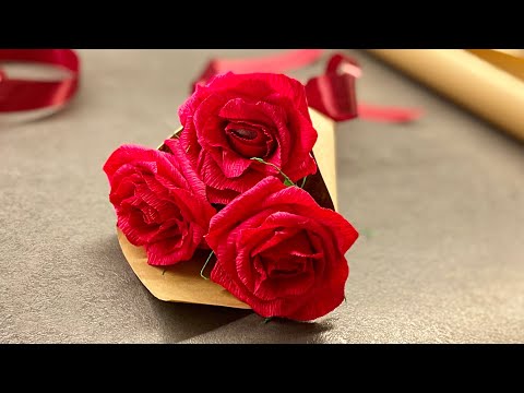 Видео: DIY РОЗЫ ИЗ ГОФРИРОВАННОЙ БУМАГИ! Букет из Конфет! Crepe Paper Flowers 🌹