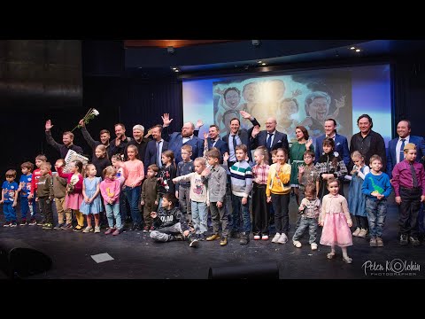Видео: "Нормальные герои" - ТенорА ХХI века в театре Н. И. Сац