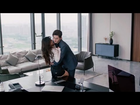 Видео: Золушка жестоко предложила расстаться, но генеральный директор тут же отнес ее к столу