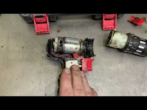 Видео: Замена двигателя шуруповерта pit psr-18-d1