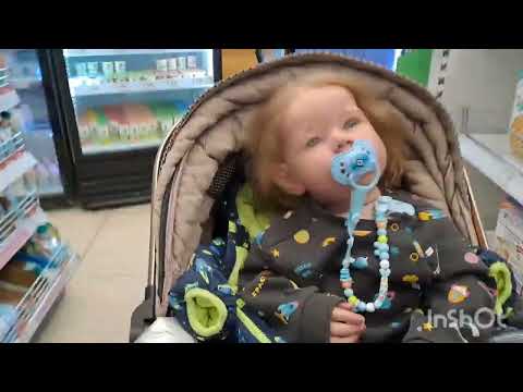 Видео: Продолжение с Сашей в Детском мире 😊