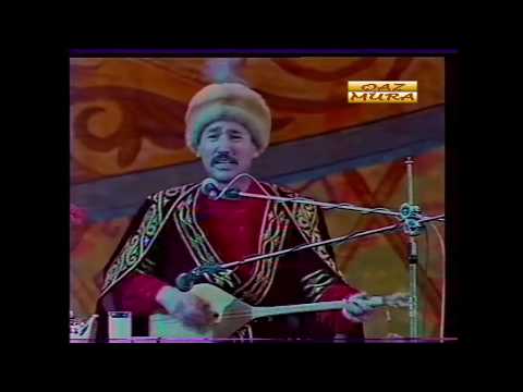 Видео: Әзімбек Жанқұлиев пен Айтақын Бұлғақовтың айтысы (Айтыс толық емес)