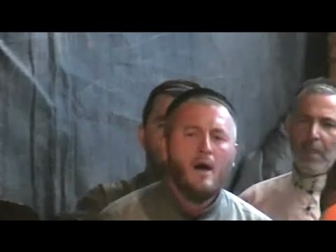 Видео: Халид мощный зикр, Урус-мартан, Умар-Хьаьжер тезет 2008 год.