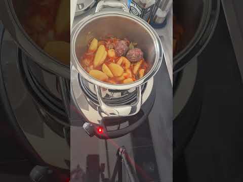 Видео: очень вкусные мягкие тефтели с картошкой и овощами в АМС 🥰🥰🥰