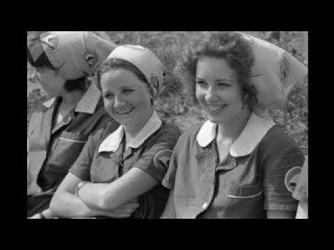 Видео: Почему моя бабушка не страдала депрессией и мама не страдает? Психолог Марина Линдхолм