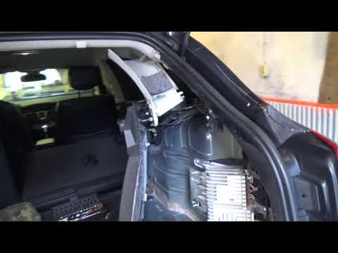 Видео: Ремонт замка лючка топливного бака Renault Laguna 3
