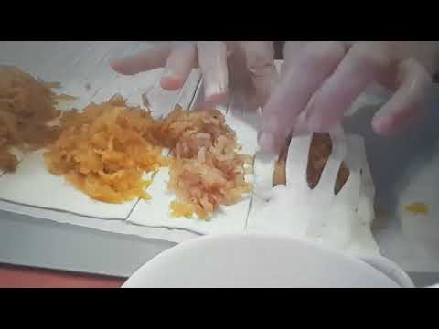 Видео: ПИРОЖКИ ИЗ СЛОЁННОГО ТЕСТА С МОРКОВЬЮ И ТВОРОГОМ ! ОЧЕНЬ ВКУСНО И БЫСТРО!
