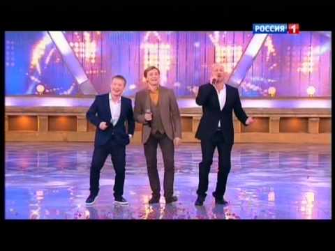 Видео: "Новогодний парад звезд 2012 " - Максим Галкин, Ф.Киркоров