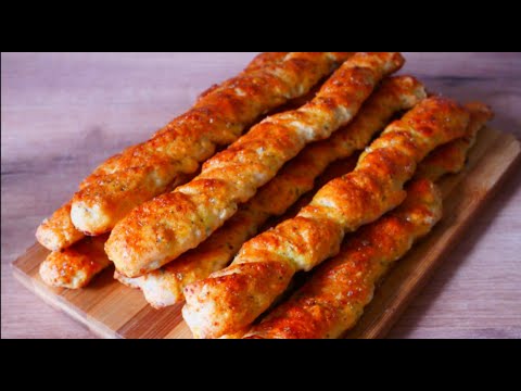 Видео: Сырные палочки, от которых невозможно оторваться! Никто не верит, что это так легко!
