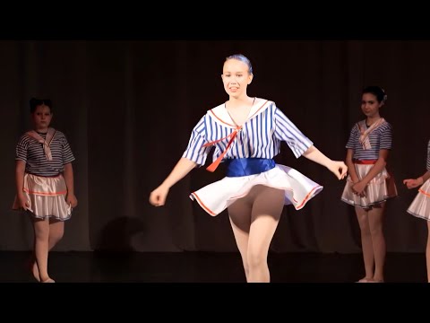 Видео: Dance of Chernomorochka/Танец Черноморочка