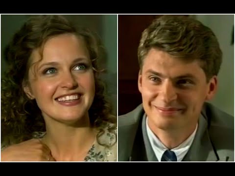 Видео: Александровский сад. Ксения Кузнецова и Дмитрий Жулин - "Любимый" (песню исполняет Елена Ваенга)