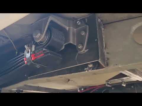 Видео: переделка  прицепа автодом на рессоры , прощайте торсионы.