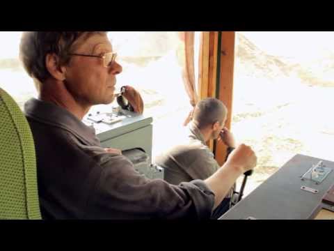 Видео: Шагающий экскаватор. Сделано в СССР