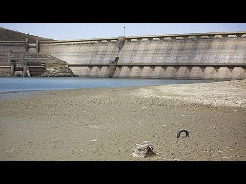 Видео: Тегерану грозит эвакуация из-за нехватки воды