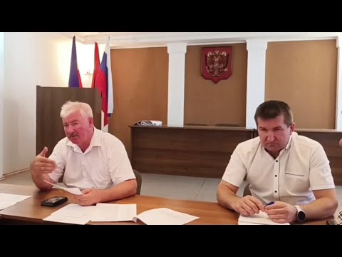 Видео: «Все воюют, а вас нету»: цыган вызвали на ковер после конфликта в Иловле