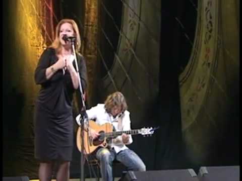 Видео: "В горнице моей".Ирина Сурина/ IRINA SURINA-T. Vedernikov-S.Shitov