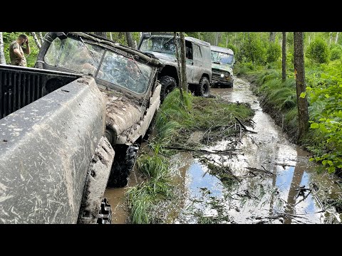 Видео: Оффроуд. Додж Рам на колесах 40" унизил Тойота Тундра!!!