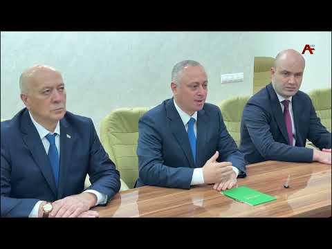 Видео: Бадра Гунба прибыл в Южную Осетию.