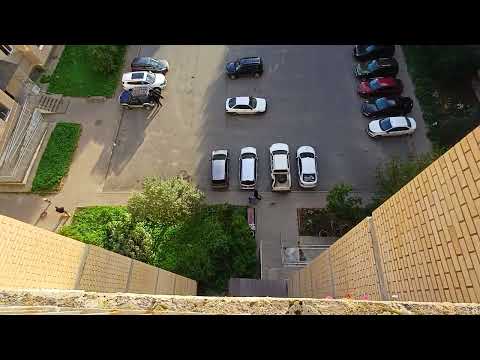 Видео: Балкон на 8 этажей! Лифт МЛМ 2010г 630кг 8 пассажиров @ Гатчинское шоссе 4к1, подъезд 4