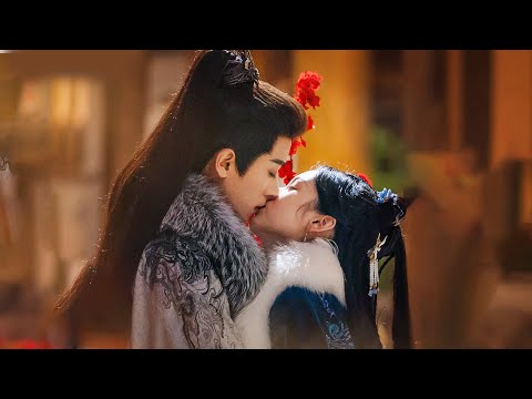Видео: Хэ Ян возвращена домой хитрым генералом, зарождаются чувства—один поцелуй решает судьбу!