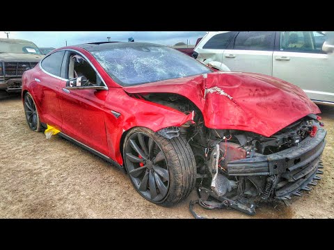 Видео: Как разбили мою новую Теслу? Купили тачку для проекта с Геликом.