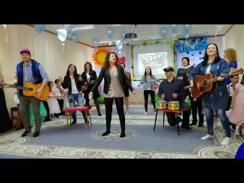 Видео: Когалым. д/с Солнышко, 2018 год. Ответное слово родителей в детском саду.