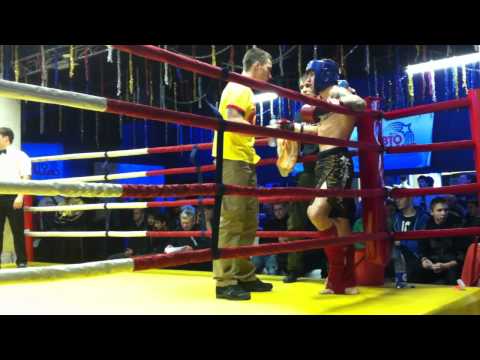 Видео: 14.01.12 Феникс. Андрей Басынин - Муртазаев Ислам